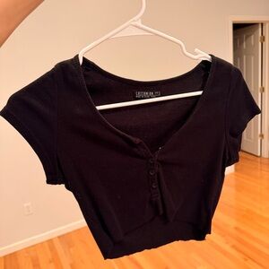 COTTON ON BLACK BUTTON CROP TEE